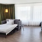 Holiday Inn - The Niu, Crusoe Bremen Airport By Ihg