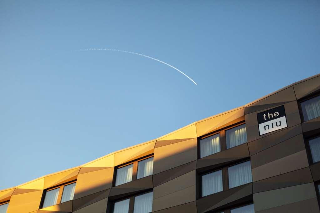 - The Niu, Crusoe Airport By Ihg Hotel 3*